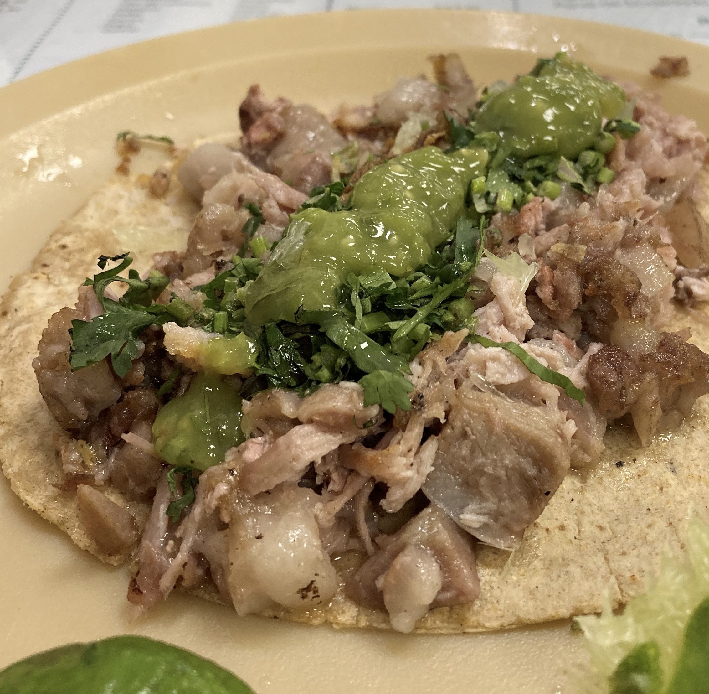 タコスの定番具材「カルニータス」